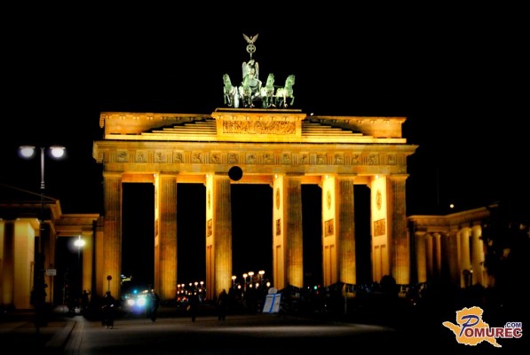 Berlin - prestolnica, kjer se zgodovina prepleta s sodobno kulturo